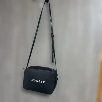 MOUSSY 블랙 숄더백