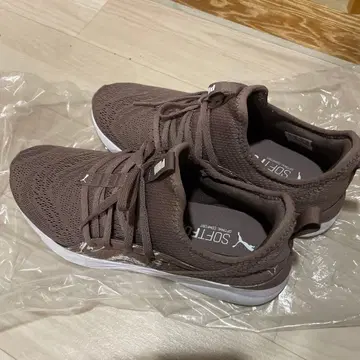 푸마 PUMA 스니커즈 소프트폼 24.0cm