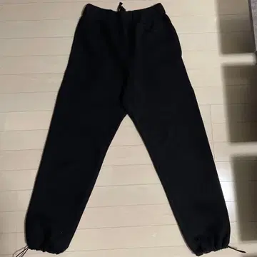 HYKE 블랙 스웨트 팬츠 사이즈 1