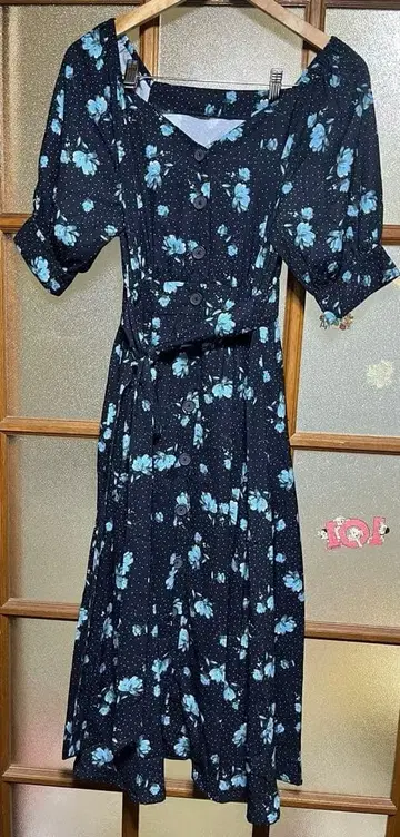 ECLIN 핑 도트 플라워 원피스