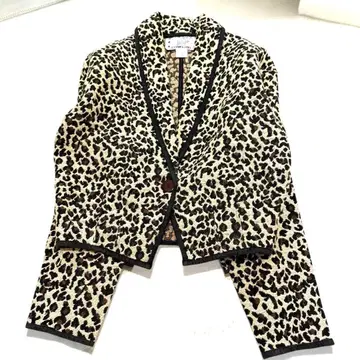 COWGIRL 레오파드 무늬 가디건 M 사이즈 짧은 기장