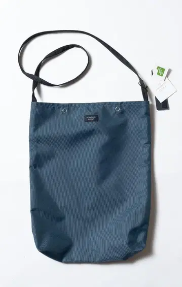 STANDARD SUPPLY 숄더 톨 도어즈 별주