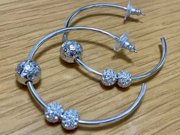 [ Swarovski ] 미사용 실버 후프 귀걸이 장식 포함