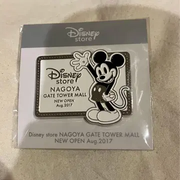 디즈니 스토어 나고야 오픈 기념 오프닝 핀 배지
