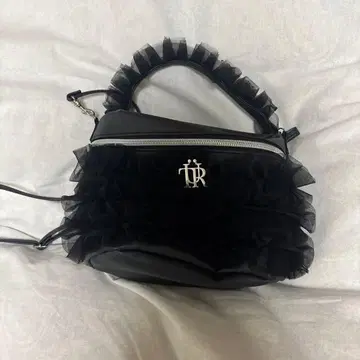 treaturself 숄더백