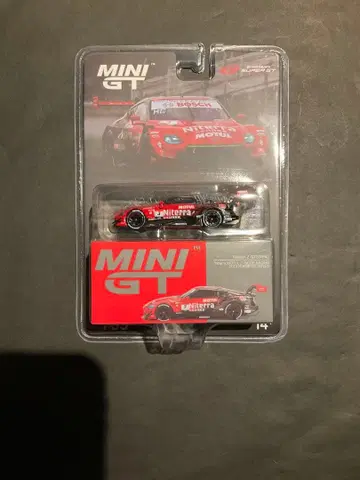 MINI GT Nissan Z GT500 1/64