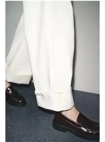 [ 2회 착용만 ] ZARA 자라 로퍼 40 26cm 브라운 보르도