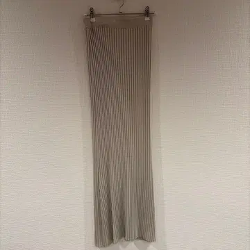 Whim Gazette 베이지 리브 타이트 스커트