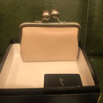 새상품! 카와카와(kawakawa) 가마구치 코인 케이스 베이지