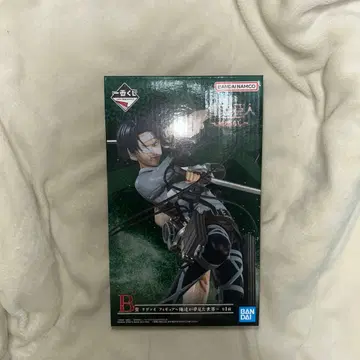 제일복권 진격의 거인 땅울림 B상 리바이 피규어