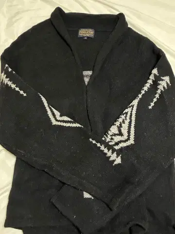 PENDLETON 펜들턴 울 혼방 가디건 네이티브 무늬 블랙