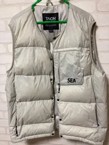 새상품급 WIND AND SEA x TAION 다운 베스트 XL