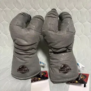 [새상품] 쥬라기 월드 부활의 대지 공룡 손 장갑 세트