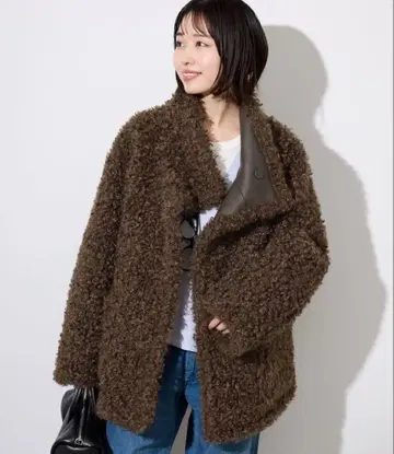 slobe iena 리버서블 페이크 무스탕 스탠드 블루종