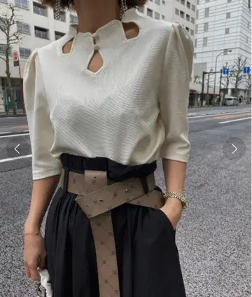 [ Ameri 아메리 ] CROWN WAFFLE TOP