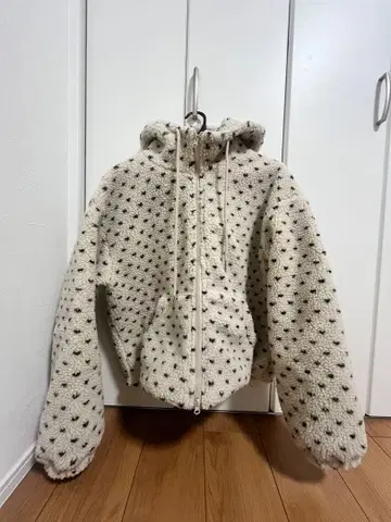 후드 부착 플리스 자켓 보아 자켓