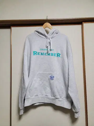 remember 리멤버 자수 후드티