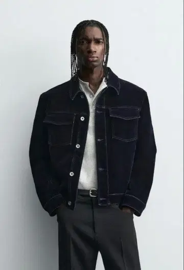 ZARA 플로키 벨벳 자켓