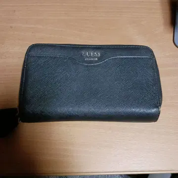 GUESS 블랙 장지갑 더블 지퍼