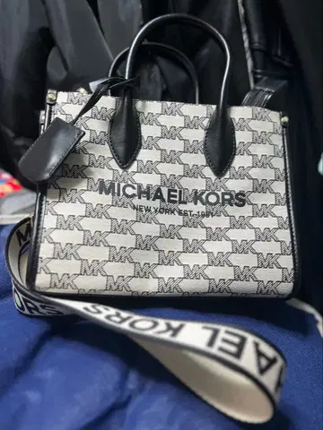 마이클코어스 2way 미레라 미디엄 토트백 숄더