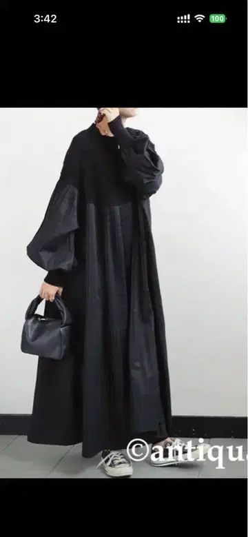 블랙 플리츠 도킹 원피스