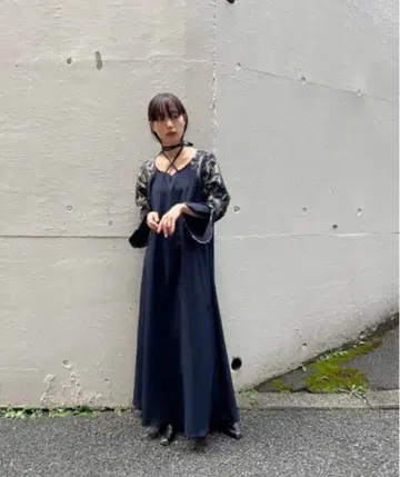 MARTE/sahara 크로스 넥 JQ 슬리브 드레스