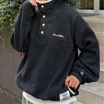 플리스 하프 지퍼 트레이닝복 블랙