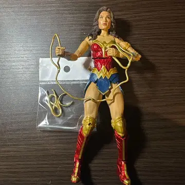 DC 멀티버스 원더우먼 맥팔렌토이즈 피규어