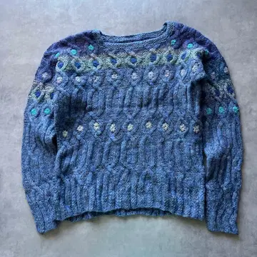 블루 그라데이션 꽃무늬 니트 스웨터 꽃무늬 믹스 컬러 원포인트