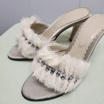 튤 장식 비쥬 하이힐 뮬