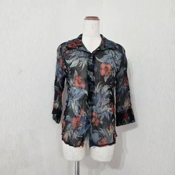 그레이 매직 시스루 블라우스 올 패턴 꽃무늬 블랙 계열 비침 [ 2 ]