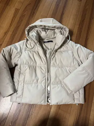 최종 가격 인하 택 포함 새상품 ZARA 베이지 다운