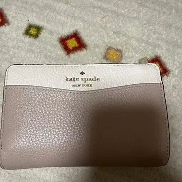 케이트 스페이드 이단 접이식 지갑 베이지
