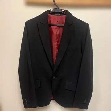 DOMON 블랙 테일러드 자켓