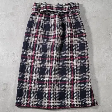 [새상품급] JUSGLITTY 저스길리티 체크 무늬 스커트 1 S