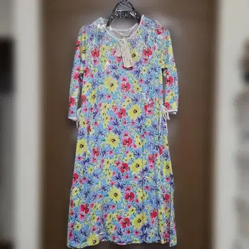 Super Beauty 꽃무늬 7부 소매 원피스