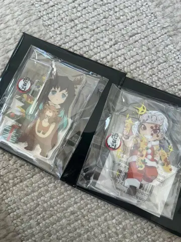 새상품 귀멸의 칼날 크리스마스 아크릴 스탠드 토키토 무이치로 우즈이 텐겐