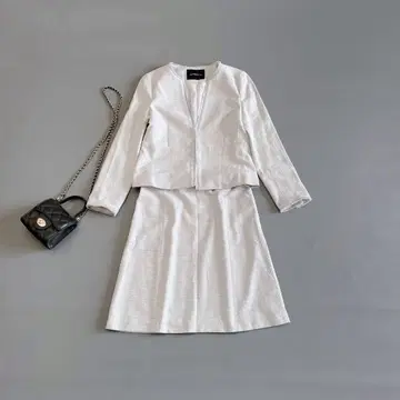 그린 라벨 릴랙싱 노카라 수트 셋업 스커트 그레이 계열