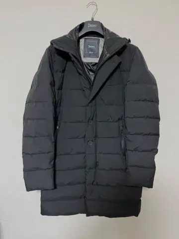 Herno 헬노 후드 부착 다운 체스터 코트 48 블랙