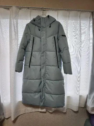 후드 부착 롱 다운 자켓