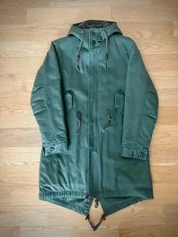 루드 갤러리 모즈 코트