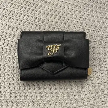 Maison de FLEUR 벨트 리본 미니 지갑 블랙