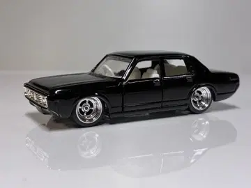 토미카 복각판 도요타 크라운 NO.32