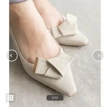 RANDA 모노그램 리본 힐 펌프스