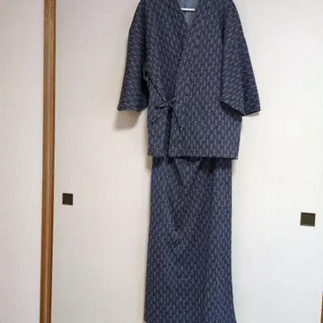 자수 무늬 기모노 상하의 세트