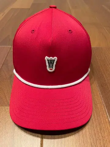 [새상품급] JONES 빨간색 메쉬 캡 로고 자수 프리 사이즈