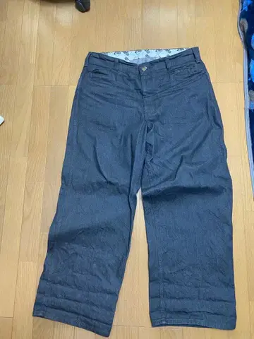 BEN DAVIS / GORILLA CUT