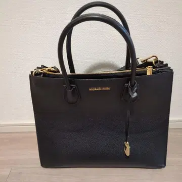 MICHAEL KORS 블랙 숄더백