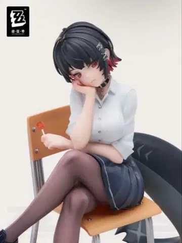 엘렌 조 피규어