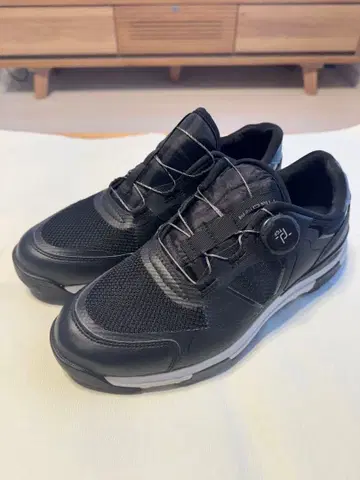 골프화 다이얼식 블랙 컬러